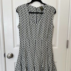 TAYLOR v-neck A-line dress black size 10